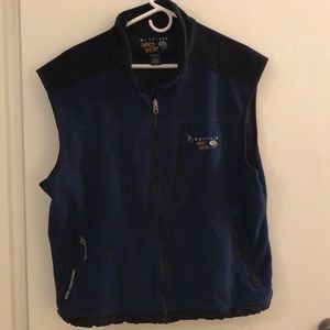 Mountain Hardwear blue full zip vest size XL
